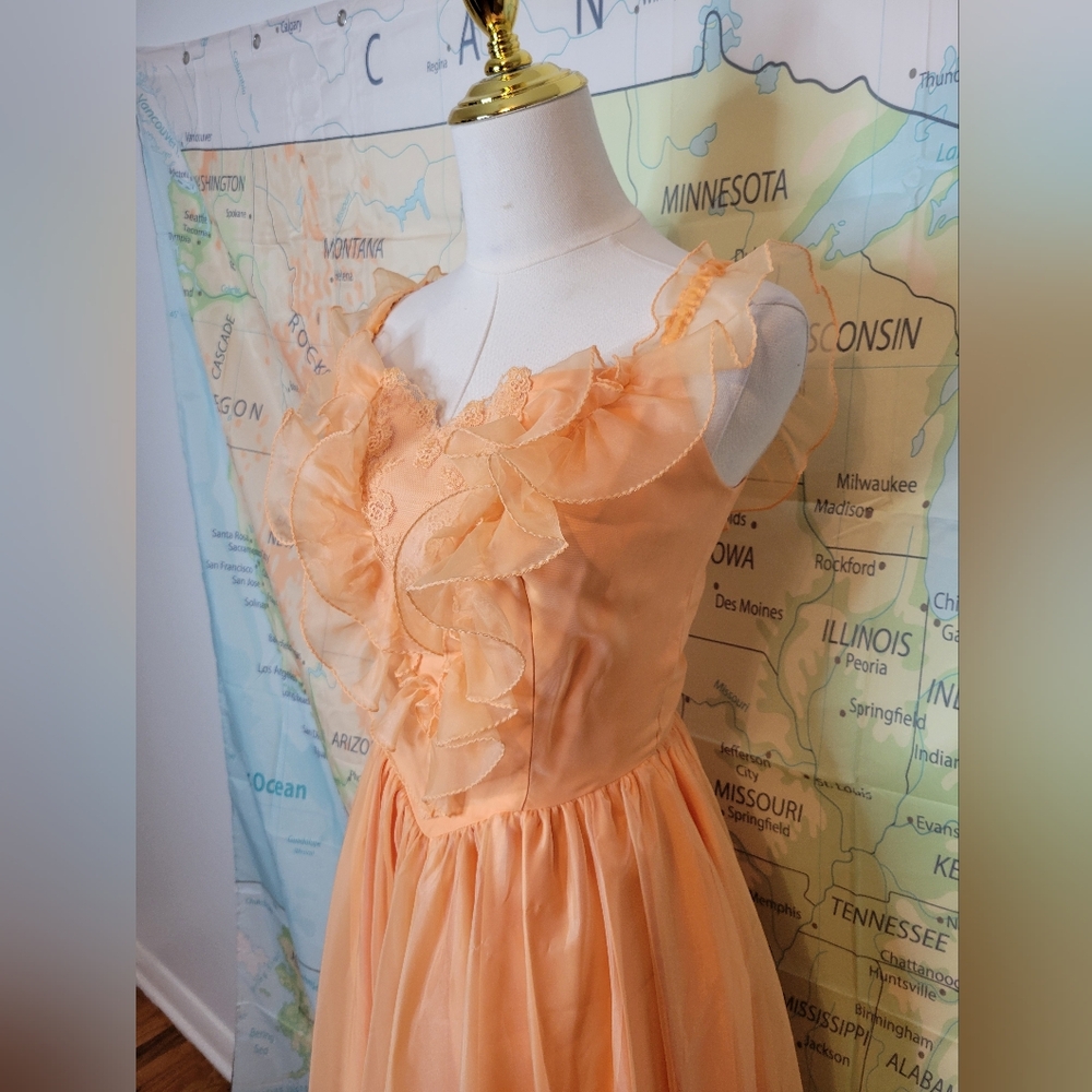 Vintage 1970s Full-length Prom Dress Peach Ruffles Long Flowy Chiffon Formal - Picture 3 of 16
